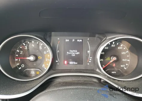 2018 Jeep Compass Latitude z USA, uszkodzony, nr VIN 3C4NJDBB3JT176585